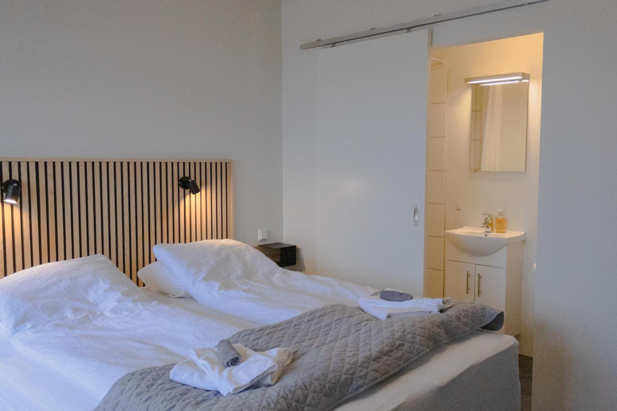 Urdartindur Guesthouse And Cottages Northurfjorthur ห้อง รูปภาพ
