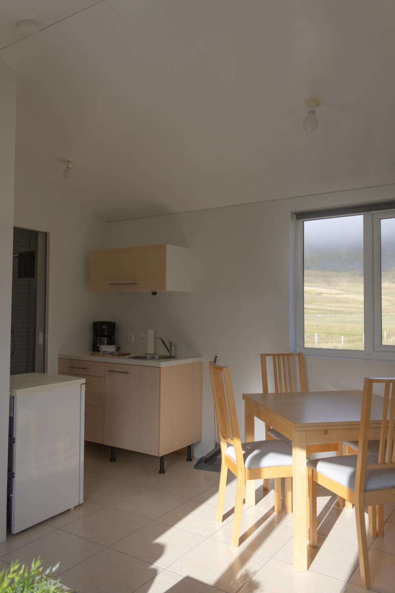 Urdartindur Guesthouse And Cottages Northurfjorthur ห้อง รูปภาพ
